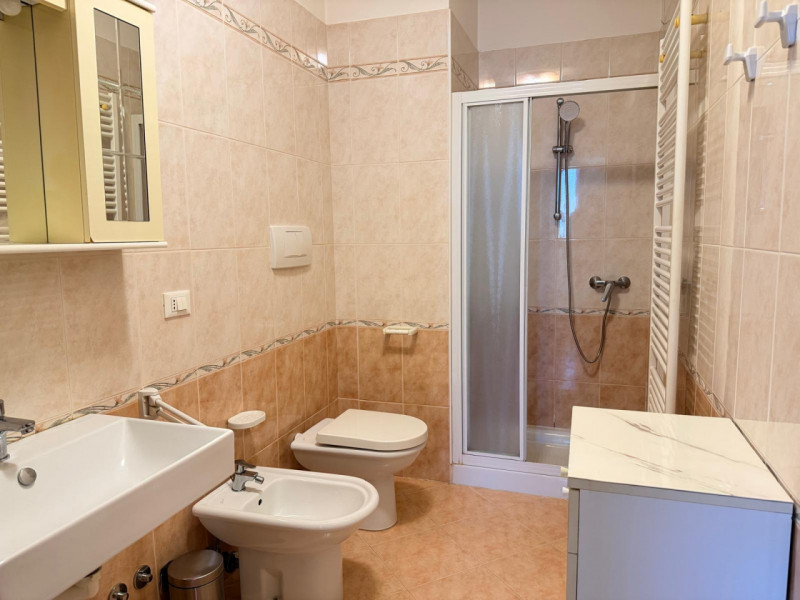 ODERZO - Treviso
Scopri questo splendido appartamento quadrilocale situato nella tranquilla zona ...