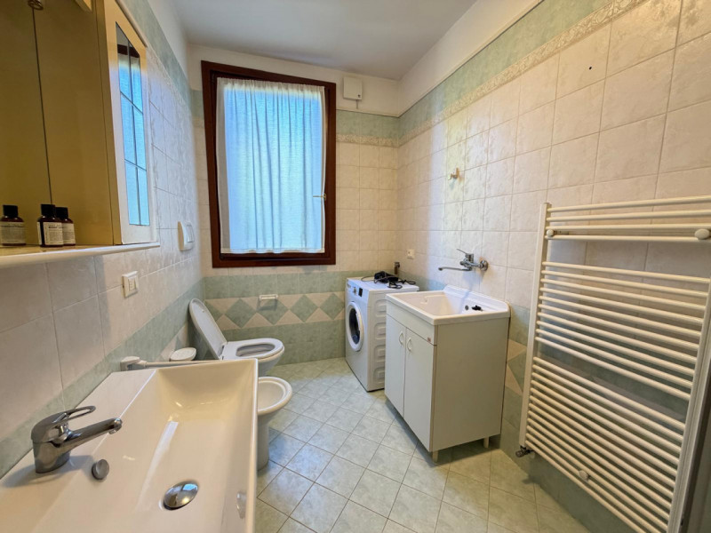 ODERZO - Treviso
Scopri questo splendido appartamento quadrilocale situato nella tranquilla zona ...