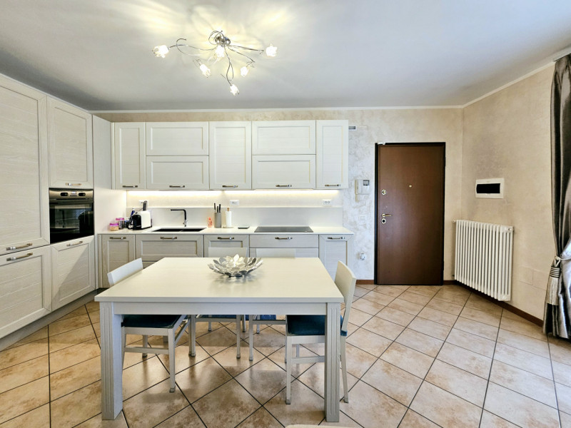 Proponiamo in vendita a Sant'Elena, località Deserto, appartamento al piano terra, in un tranquil...