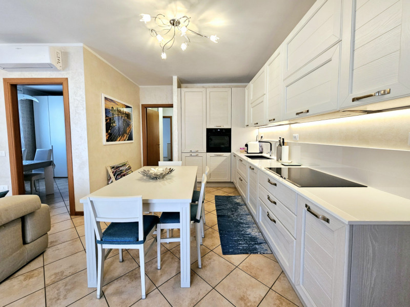 Proponiamo in vendita a Sant'Elena, località Deserto, appartamento al piano terra, in un tranquil...