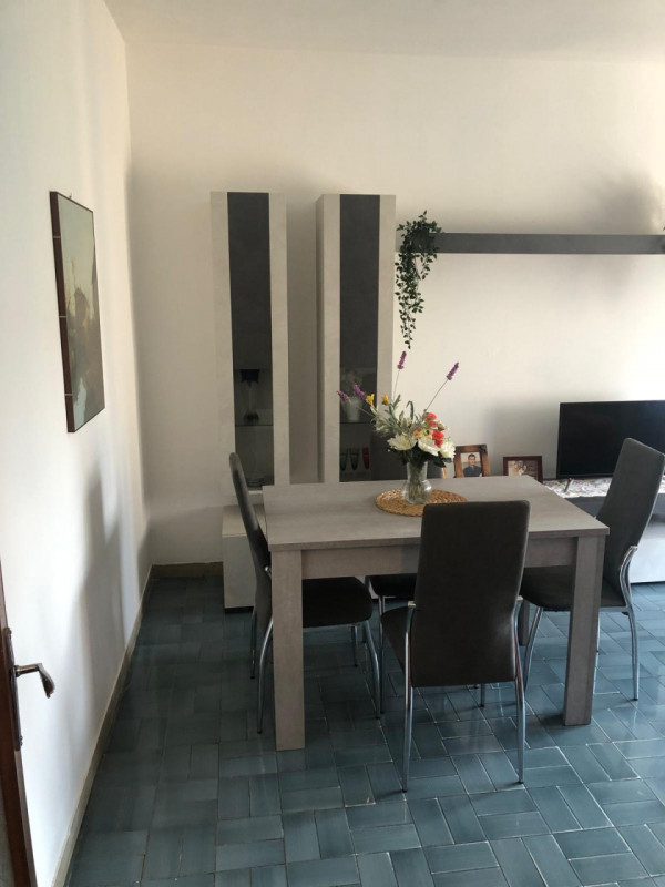 S. CARLO: Classe Energetica F - EPgl,nren 109,35 KWh/mq anno.
Palazzina di 6 unità ubicata in qua...