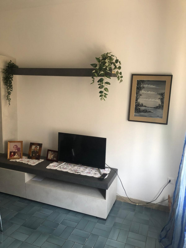 S. CARLO: Classe Energetica F - EPgl,nren 109,35 KWh/mq anno.
Palazzina di 6 unità ubicata in qua...