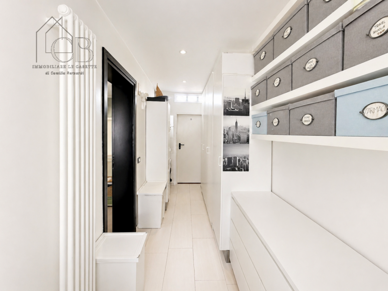 Nel cuore di una delle zone più richieste di Padova, proponiamo in vendita una splendida casa sin...