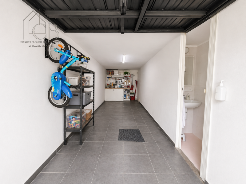 Nel cuore di una delle zone più richieste di Padova, proponiamo in vendita una splendida casa sin...