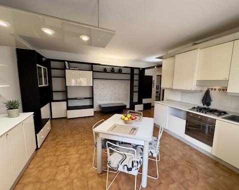 Scopri l'opportunità di vivere in un'incantevole abitazione situata nel pieno centro di Masi, in ...