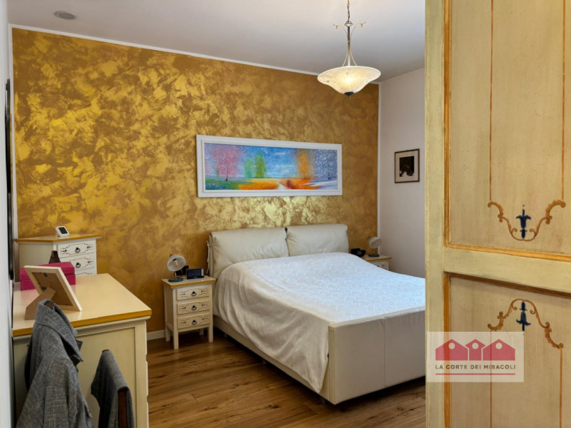 SANT'AGOSTINO: CASA INDIPENDENTE CON DUE APPARTAMENTI RISTRUTTURATI E AMPI SPAZI ARTIGIANALI, IL ...