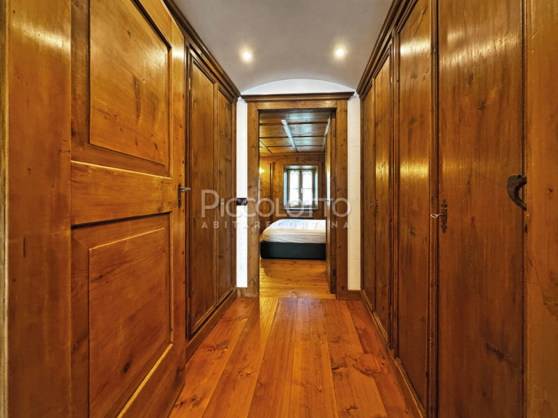 Rif. A2167 - Appartamento 2 camere - 2 bagni - vicino al centro - locazione annuale.

Cortina d'A...