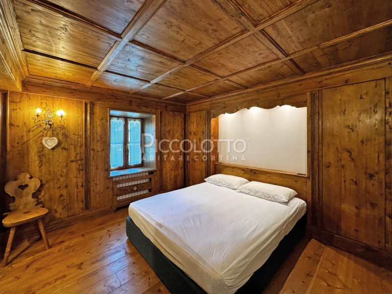 Rif. A2167 - Appartamento 2 camere - 2 bagni - vicino al centro - locazione annuale.

Cortina d'A...