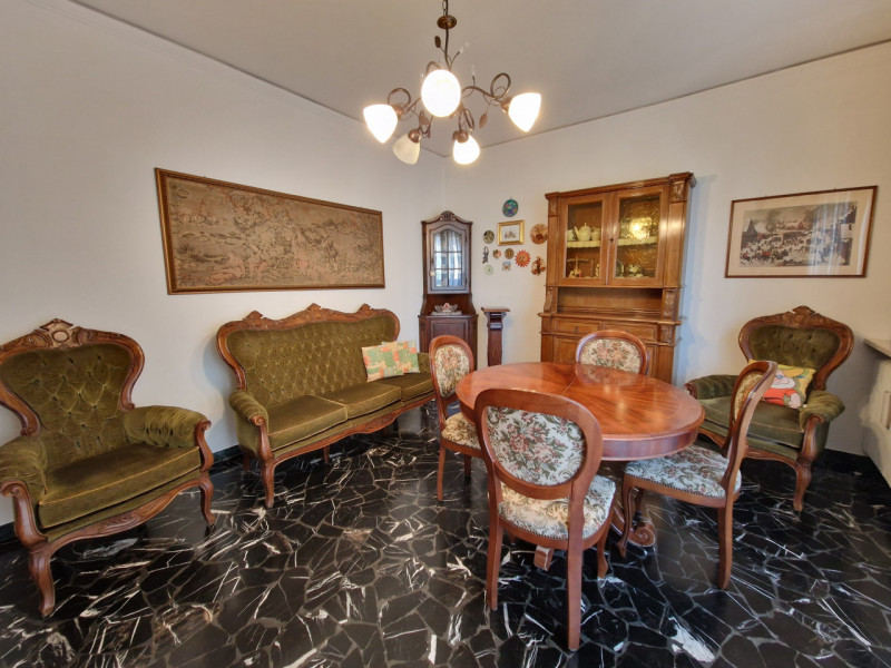 Quartiere San Bellino, in posizione tranquilla e servita proponiamo un interessante appartamento ...