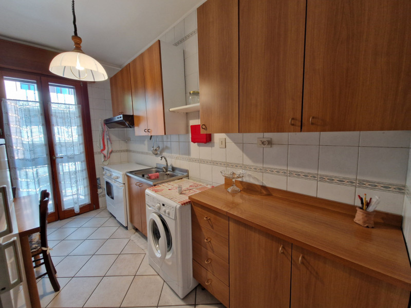 Quartiere San Bellino, in posizione tranquilla e servita proponiamo un interessante appartamento ...