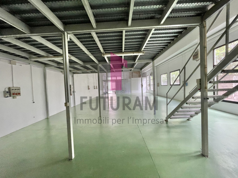 ALTAVILLA VICENTINA - 47FIL - PER INFO 0444/310220

Proponiamo in VENDITA un laboratorio  APPENA ...