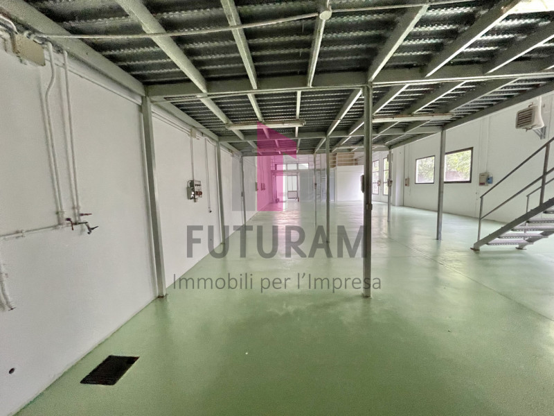 ALTAVILLA VICENTINA - 47FIL - PER INFO 0444/310220

Proponiamo in VENDITA un laboratorio  APPENA ...
