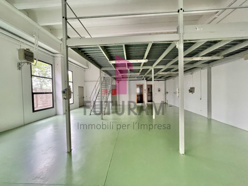 ALTAVILLA VICENTINA - 47FIL - PER INFO 0444/310220

Proponiamo in VENDITA un laboratorio  APPENA ...