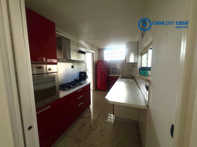 APPROVATO GRUPPO CASA PER CASA: VALUTATO, CONTROLLATO, GESTITO IN ESCLUSIVA!

ZONA:
L'immobile è ...