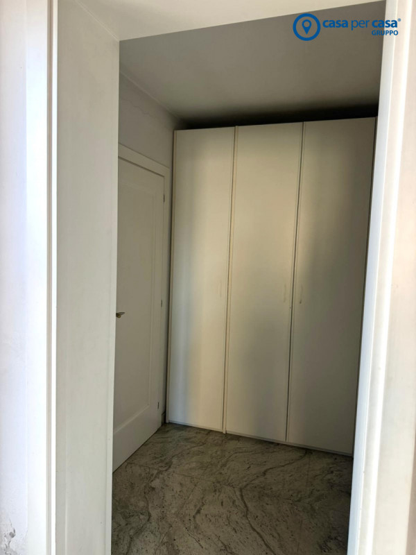 APPROVATO GRUPPO CASA PER CASA: VALUTATO, CONTROLLATO, GESTITO IN ESCLUSIVA!

ZONA:
L'immobile è ...