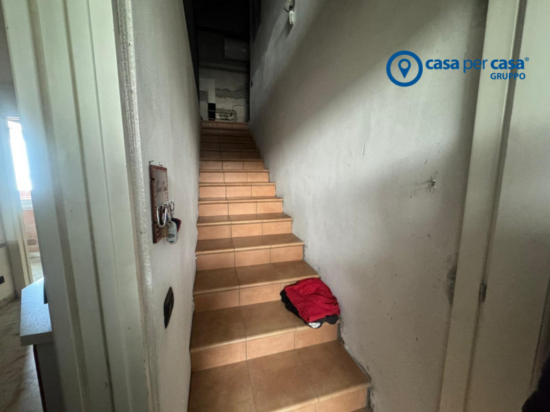 APPROVATO GRUPPO CASA PER CASA: VALUTATO, CONTROLLATO, GESTITO IN ESCLUSIVA!

ZONA:
L'immobile è ...