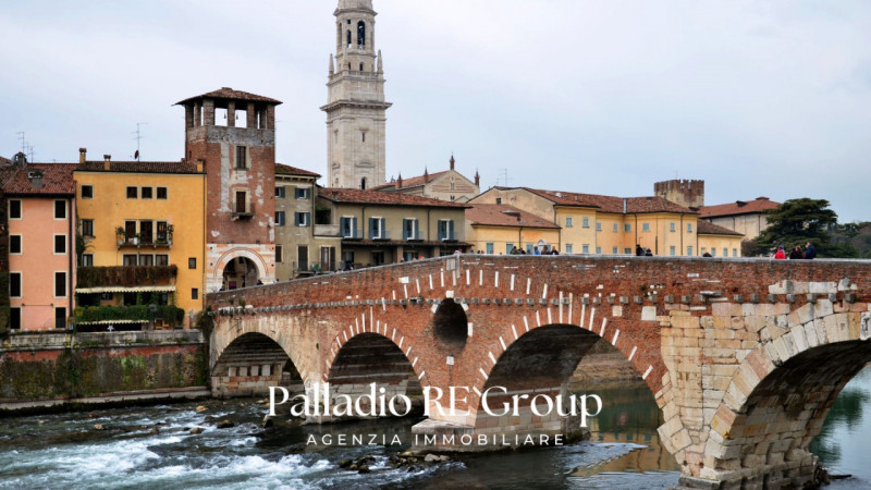 Se stai cercando un'opportunità unica per investire nel settore commerciale, questo negozio situa...