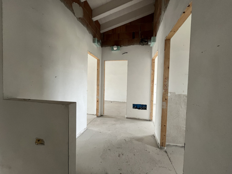 La casa perfetta per la tua famiglia: spazio, sicurezza e comfort in una nuova bivilla in classe ...