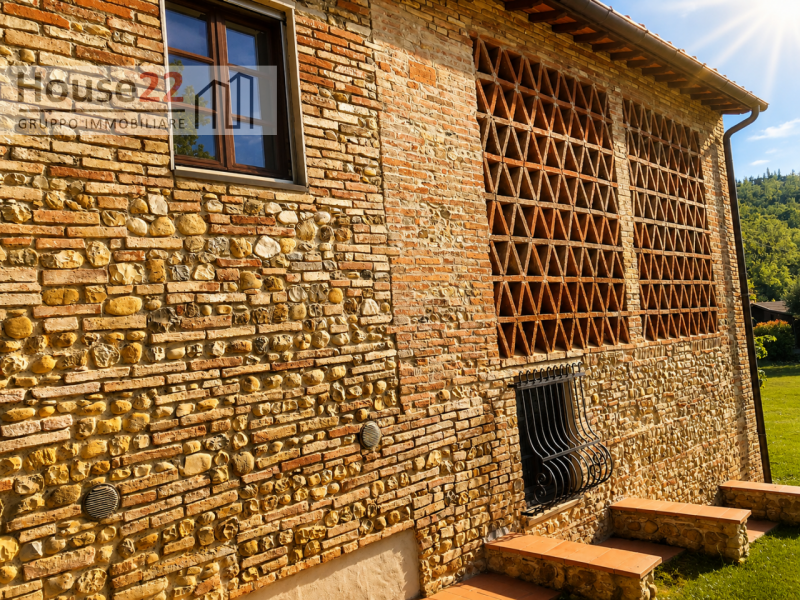 MONTESPERTOLI - FIRENZE. Scopri questo affascinante CASALE DEL '700 situato nel cuore di Montespe...