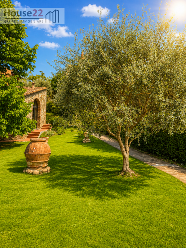MONTESPERTOLI - FIRENZE. Scopri questo affascinante CASALE DEL '700 situato nel cuore di Montespe...