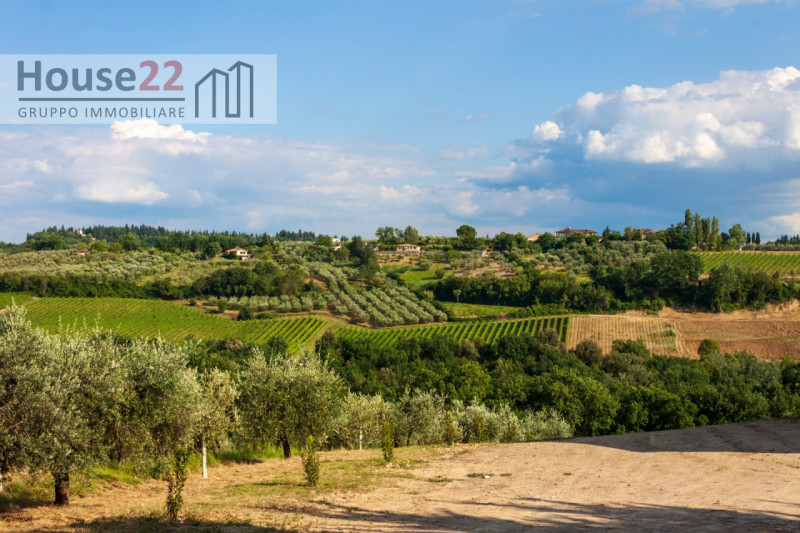 MONTESPERTOLI - FIRENZE. Scopri questo affascinante CASALE DEL '700 situato nel cuore di Montespe...