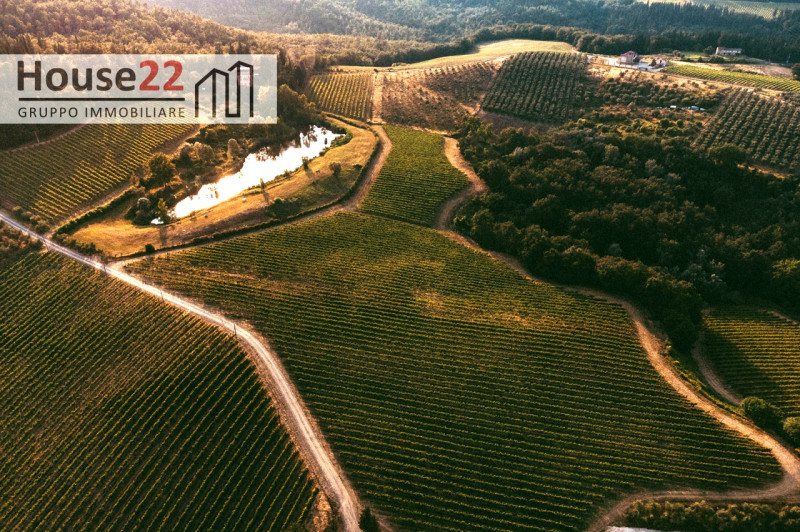 MONTESPERTOLI - FIRENZE. Scopri questo affascinante CASALE DEL '700 situato nel cuore di Montespe...