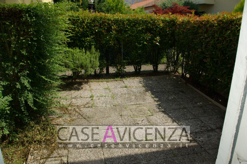 CERVARESE SANTA CROCE - CLASSE ENERGETICA IN FASE DI STESURA- In posizione centralissima ed in Es...