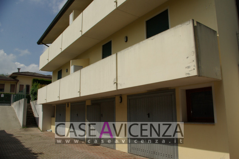 CERVARESE SANTA CROCE - CLASSE ENERGETICA IN FASE DI STESURA- In posizione centralissima ed in Es...