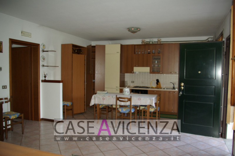 CERVARESE SANTA CROCE - CLASSE ENERGETICA IN FASE DI STESURA- In posizione centralissima ed in Es...