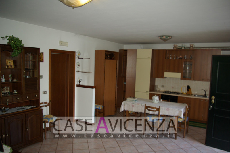 CERVARESE SANTA CROCE - CLASSE ENERGETICA IN FASE DI STESURA- In posizione centralissima ed in Es...