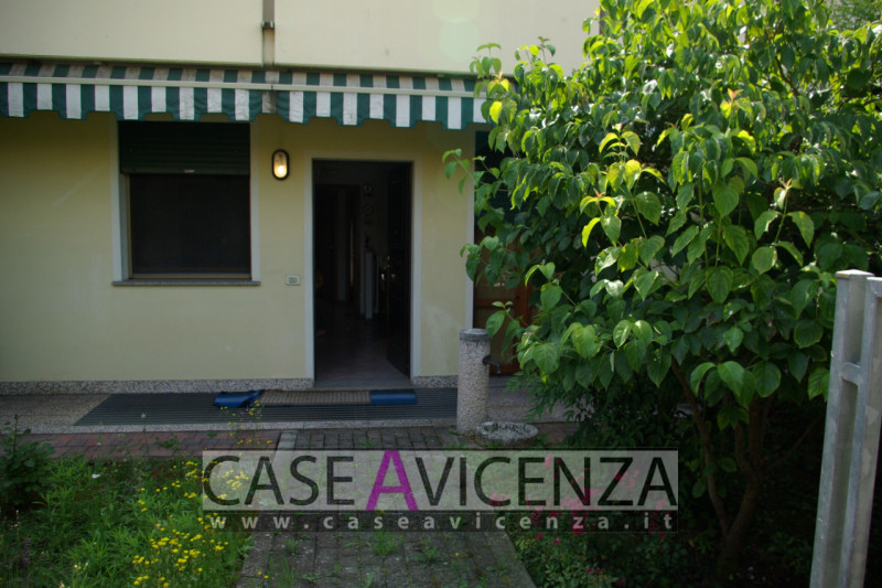 CERVARESE SANTA CROCE - CLASSE ENERGETICA IN FASE DI STESURA- In posizione centralissima ed in Es...