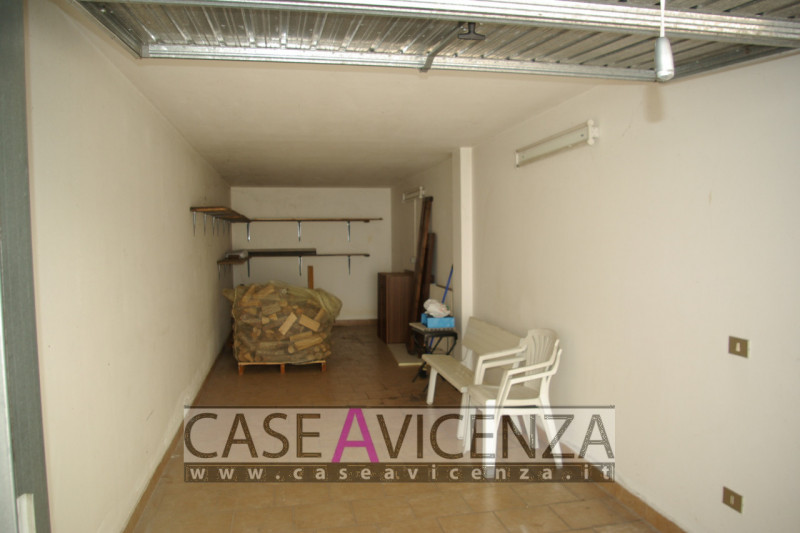 CERVARESE SANTA CROCE - CLASSE ENERGETICA IN FASE DI STESURA- In posizione centralissima ed in Es...