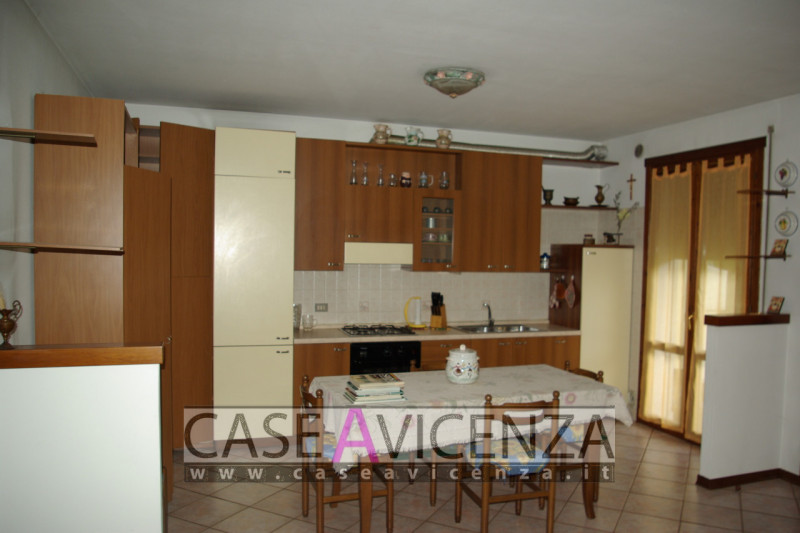 CERVARESE SANTA CROCE - CLASSE ENERGETICA IN FASE DI STESURA- In posizione centralissima ed in Es...