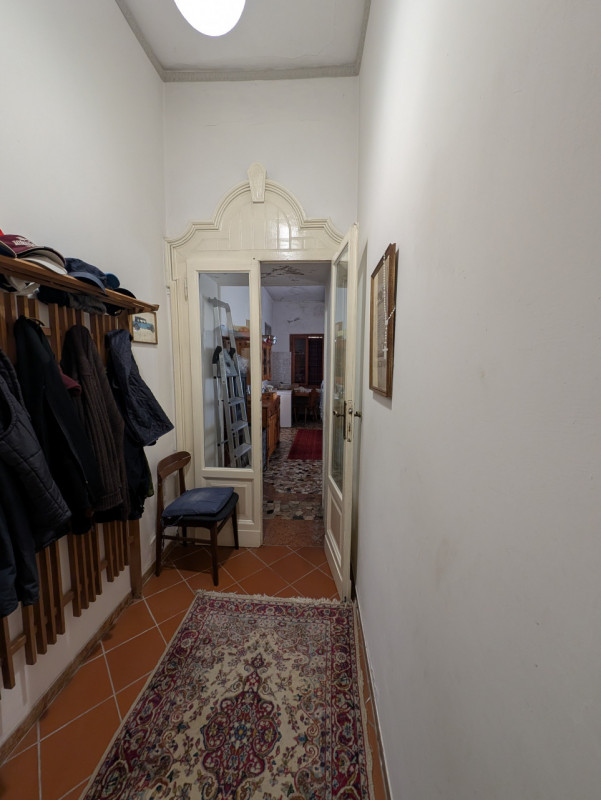 I meravigliosi colli a ovest di Asolo, la vallata che si estende fino ai Colli Euganei, la Rocca ...