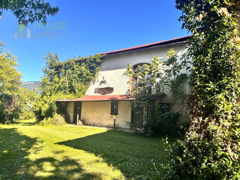 FARA VICENTINO: SPLENDIDA PROPRIETA' AGRICOLA IN COLLINA con vigneto, abitazione, annessi rustici...