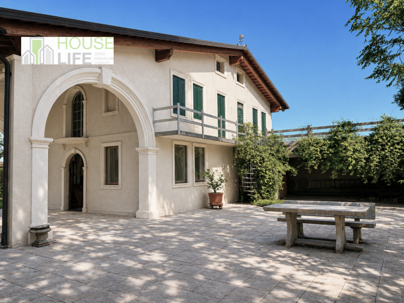 FARA VICENTINO: SPLENDIDA PROPRIETA' AGRICOLA IN COLLINA con vigneto, abitazione, annessi rustici...