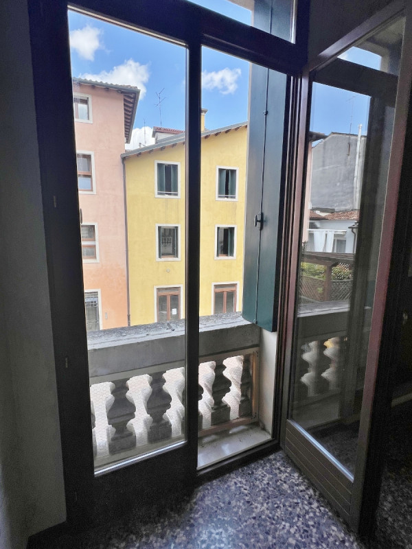 PRESTIGIOSO PIANO NOBILE SU PALAZZO DEL 1600 IN CONTRA' RIALE - RIF. 8387
Splendida opportunità d...
