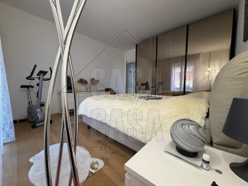 Rif. PDPVIG per info Marilena m. 327 7153302

Ampio appartamento ristrutturato con 3 camere, gara...