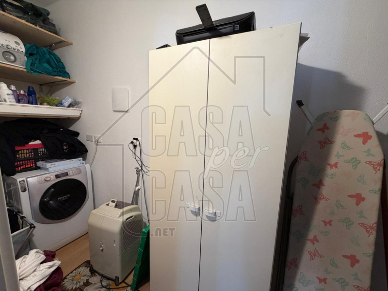 Rif. PDPVIG per info Marilena m. 327 7153302

Ampio appartamento ristrutturato con 3 camere, gara...