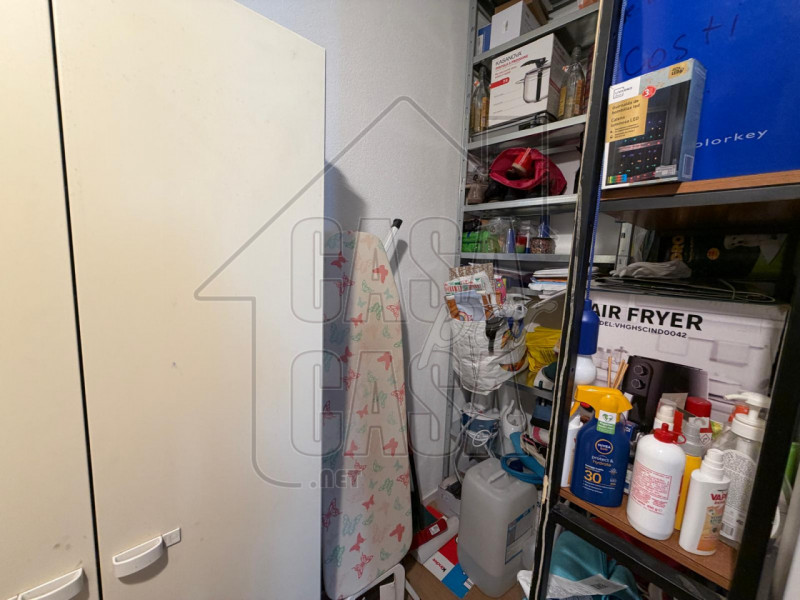 Rif. PDPVIG per info Marilena m. 327 7153302

Ampio appartamento ristrutturato con 3 camere, gara...