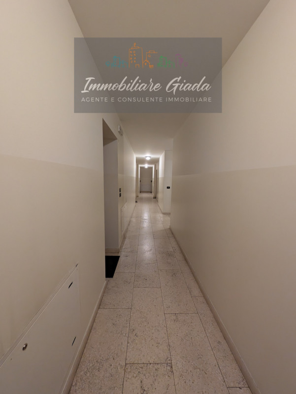 Proponiamo in vendita un splendido appartamento di 110 m², accogliente e luminoso, ideale per chi...