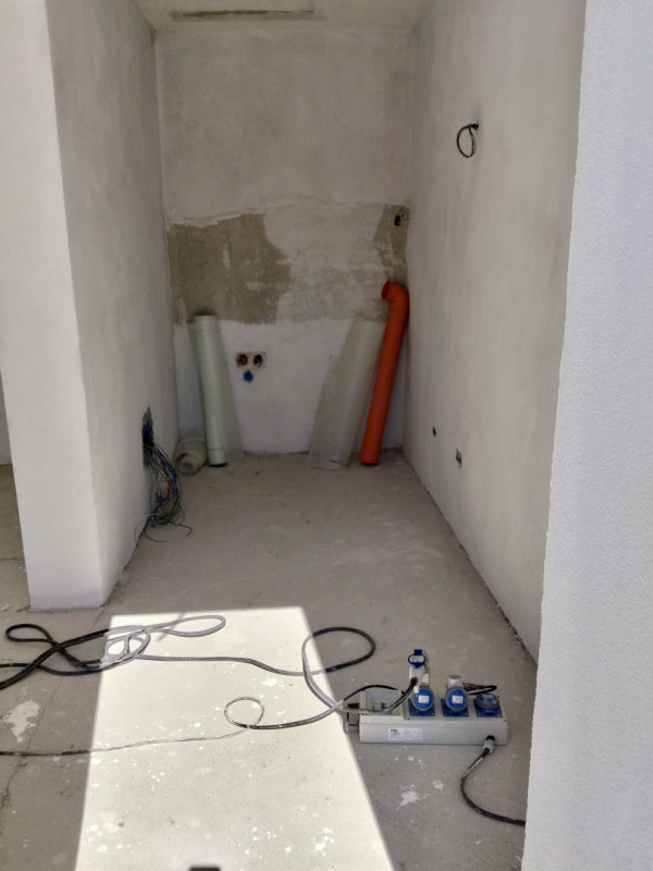 CONSELVE. SU VIA TERRASSA
CASA SINGOLA RISTRUTTURATA A NUOVO SVILUPPATA TUTTA AL PIANO TERRA
LOTT...