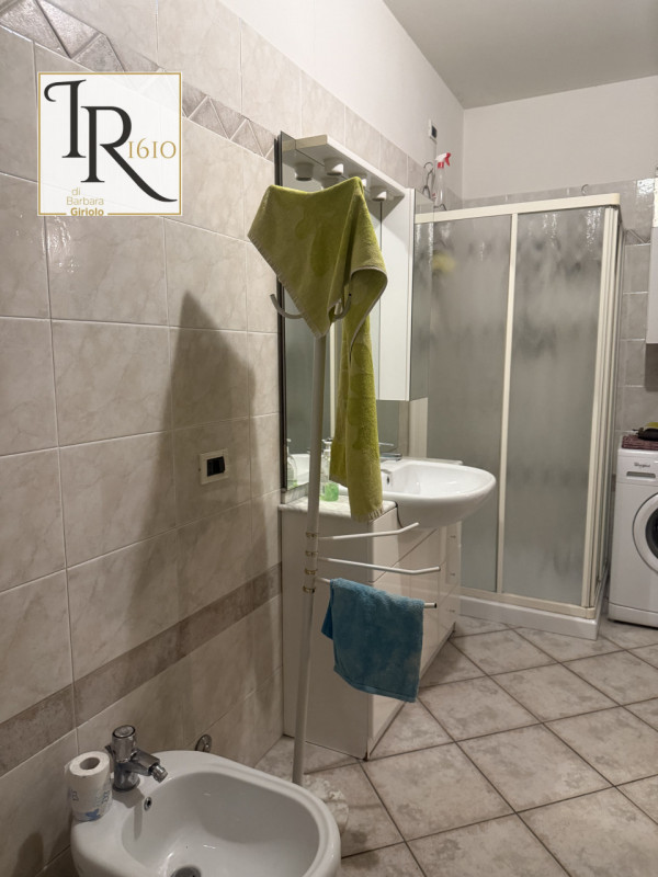 Nel cuore del comune di Ponso, in una zona residenziale tranquilla ma ben collegata ai principali...