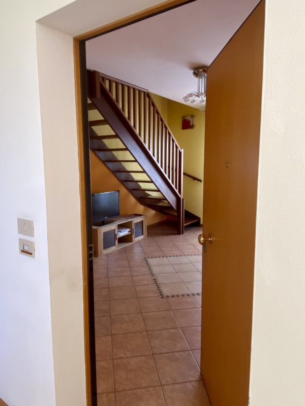 A Jesolo Lido, in zona piazza Milano, proponiamo alla vendita un appartamento di 85 mq, disposto ...