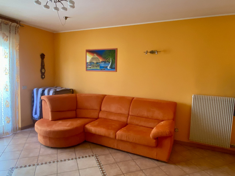 A Jesolo Lido, in zona piazza Milano, proponiamo alla vendita un appartamento di 85 mq, disposto ...