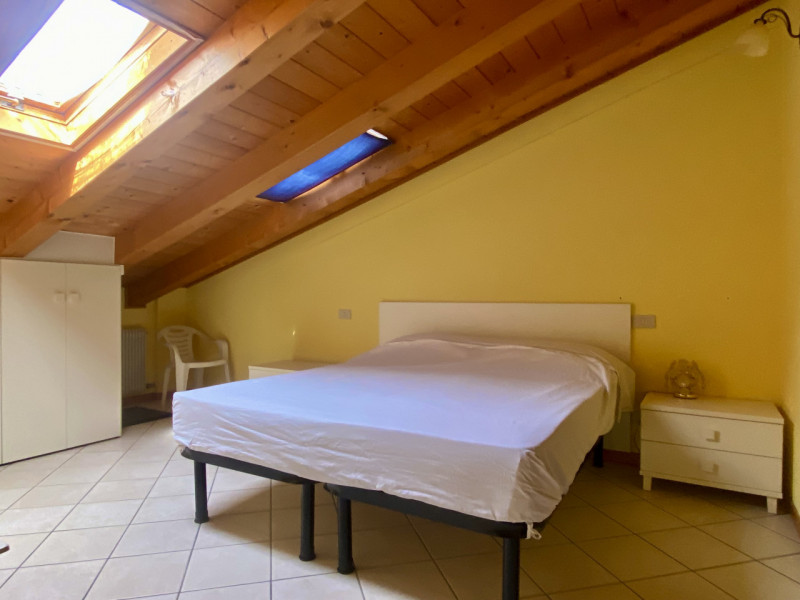 A Jesolo Lido, in zona piazza Milano, proponiamo alla vendita un appartamento di 85 mq, disposto ...