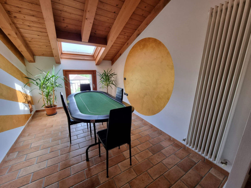 Pojana Maggiore (VI) Località Cagnano, proponiamo in Vendita interessante Appartamento con 3 came...