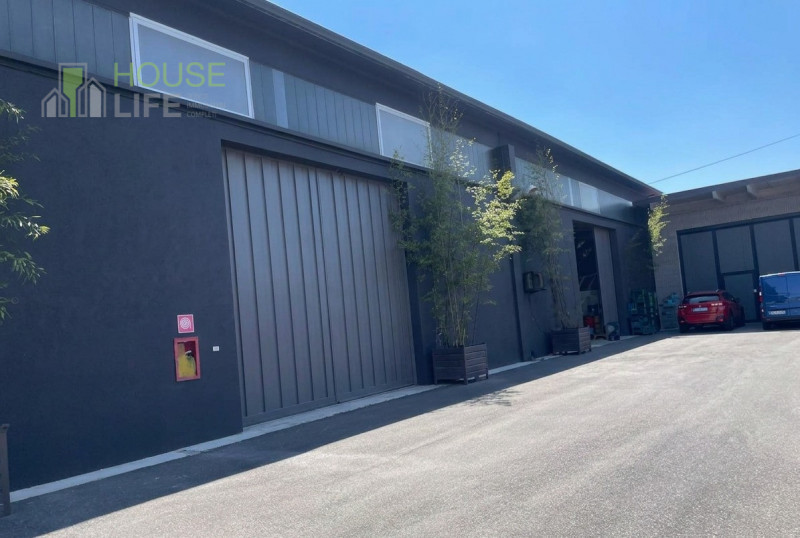 CALDOGNO: AFFITTASI PORZIONE DI CAPANNONE INDUSTRIALE SINGOLO di mq 850 circa H 5,50 sotto trave,...