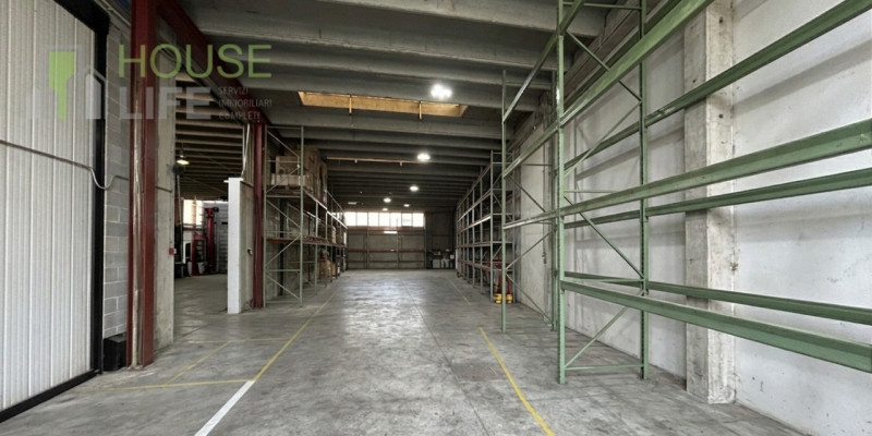 CALDOGNO: AFFITTASI PORZIONE DI CAPANNONE INDUSTRIALE SINGOLO di mq 850 circa H 5,50 sotto trave,...
