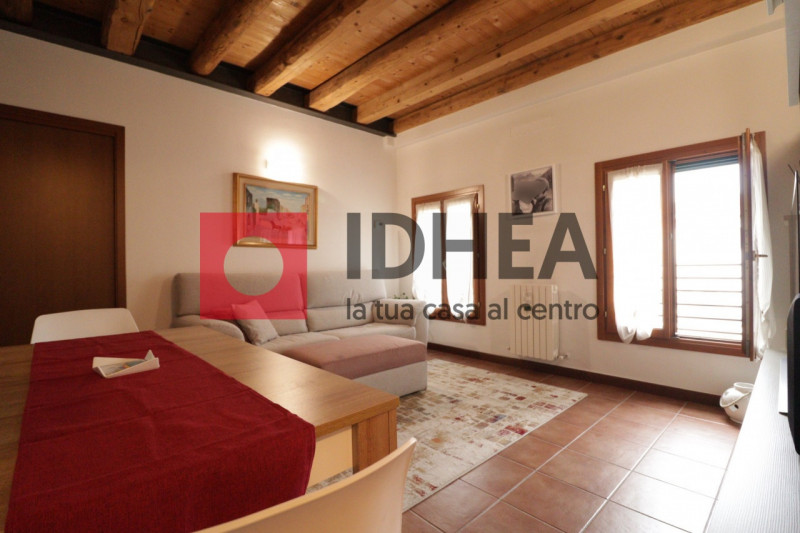 SPRESIANO - LOVADINA

""" RIFERIMENTO FGS13 """

Visita il nostro sito https://idhea.it/ per ulte...